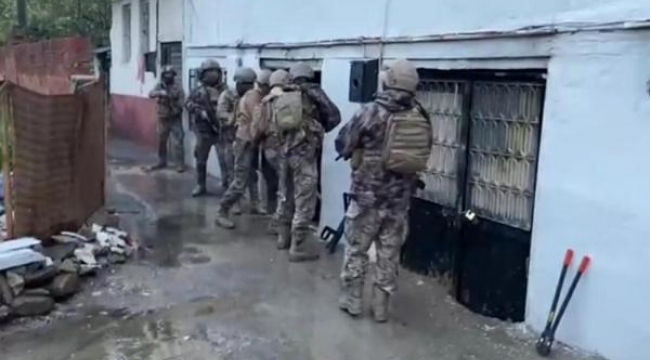 İzmir'de operasyon! 35 tacire tutuklama
