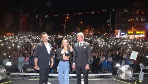 Marmaris'te 23 Nisan akşamında Derya Uluğ rüzgarı esti