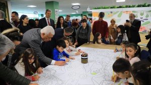 Muğla'da oyuncak kütüphanesi açıldı! Al oyna geri getir