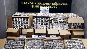 Otomobilinde 105 bin sentetik hapla yakalanan şüpheli tutuklandı