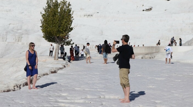 Pamukkale'nin bahar turistleri geldi! En büyük ilgi Uzakdoğu'dan