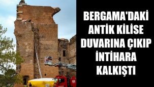 Roma Kilisesi duvarından atlamaya kalktı