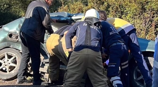 Urla'da trafik kazası biri ağır 5 kişi yaralandı 