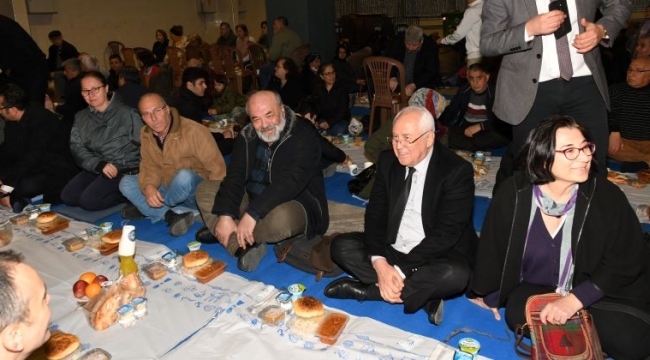 Yeryüzü Sofrası, Karabağlar'da kuruldu