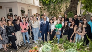 11 ülkeden gençler Konak'ta