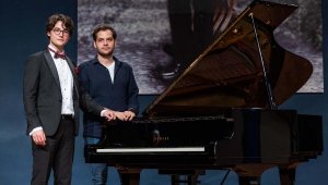 9 yaşında üstün yetenek eğitimine başladı, 19 yaşında ABD'den tam burs kazandı