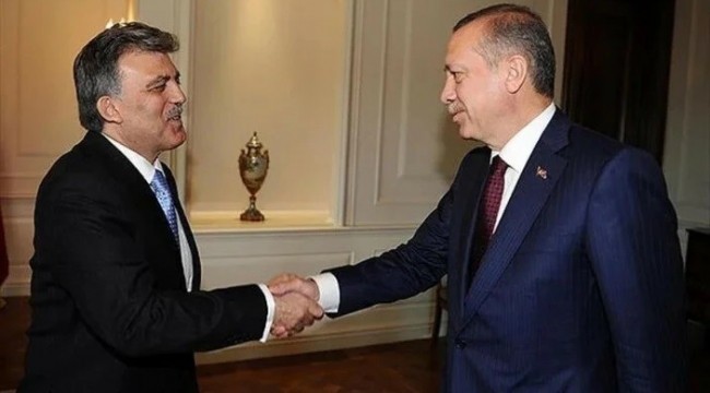 Abdullah Gül, telefonla aradığı Cumhurbaşkanı Erdoğan'ı tebrik etti
