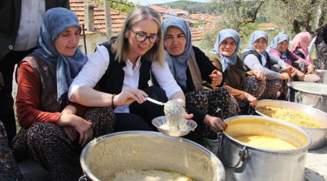 AK Partili Çankırı Bergama ve Kınık'ta: İzmir yıllardır sizden hakkını alamıyor