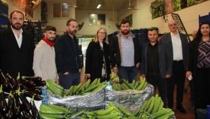 AK Partili Çankırı'dan Büyükşehir'e: Oy peşinde koşacağınıza İzmir'e hizmet edin