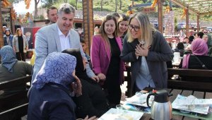 AK Partili Çankırı işçilerle bir araya geldi