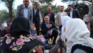 AK Partili Kerem Ali Sürekli: İzmir Gündoğdu Meydanı'nda tarih yazdı