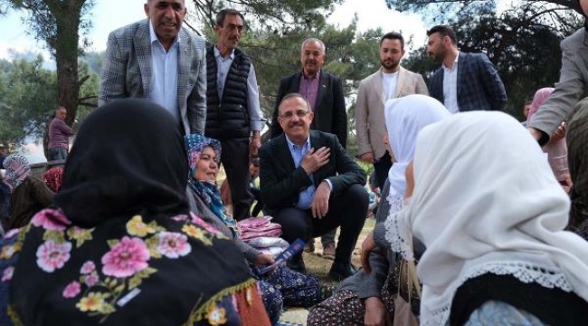 AK Partili Kerem Ali Sürekli: İzmir Gündoğdu Meydanı'nda tarih yazdı