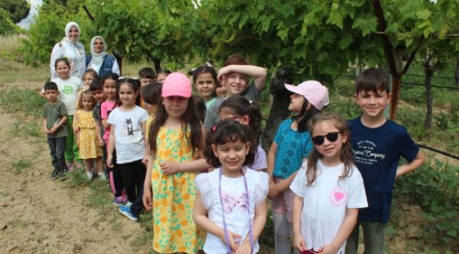 Alaşehir'de minikler tarımı yaşayarak öğrendi