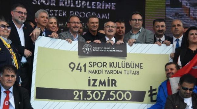 Bakan Kasapoğlu: İzmir'den tüm Türkiye'ye yayılan spor şöleni var