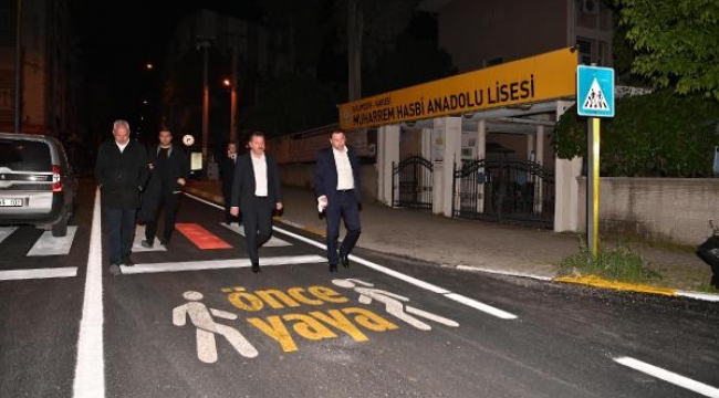 Balıkesir Büyükşehir Belediyesi ana caddeleri tek tek yeniliyor