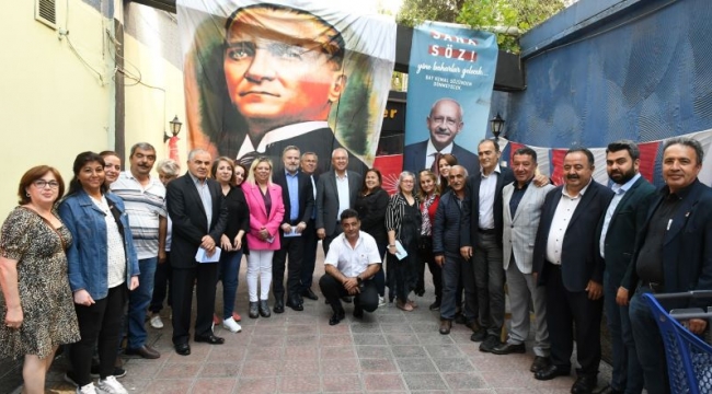 Başkan Selvitopu sandık görevlileriyle buluştu, sahayı dolaştı