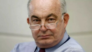 Bir zamanların ünlü ismi Kemal Derviş vefat etti