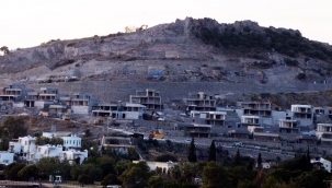Bodrum'da rezidans için dağı bile parçaladılar!