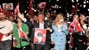 Bornova'da 19 Mayıs'a büyük katılım