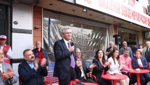 Bu seçim otoriter rejim isteyenlerle demokrasi isteyenler arasında bir seçimdir