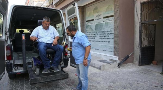 Buca'da belediyeden engellilere seçim gününde ulaşım desteği