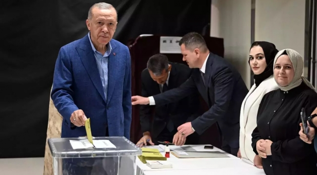 Cumhurbaşkanı Erdoğan oyunu kullandı, rehavet uyarısı yaptı