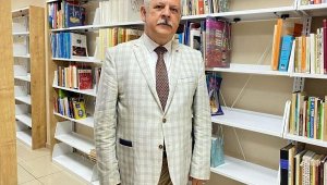 Depremde hayatını kaybeden 32 turist rehberi anısına kitap bağışı