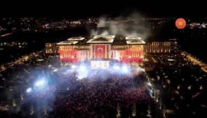 Erdoğan'ın balkon konuşmasına yoğun ilgi
