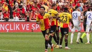 Göztepe savunmasından gollere büyük katkı