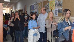 İzmir'de 1 saat kala kuyruklar oluştu