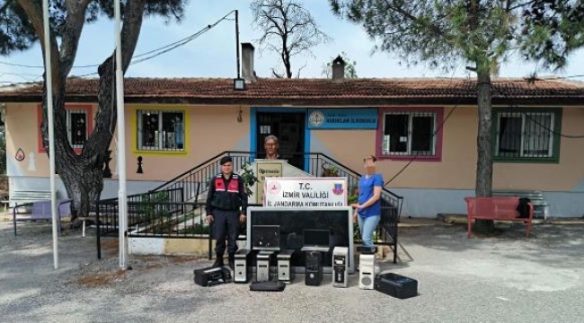 İzmir'de 2 ayrı ilkokuldan hırsızlığa 3 tutuklama