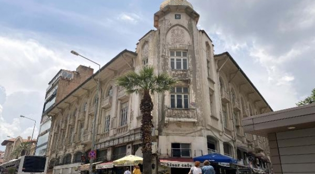 İzmir'de tarihi Kardiçalı Hanı davası