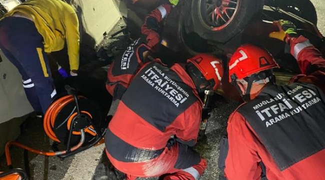 Kamyonete arkadan çarpan otomobilin sürücüsü öldü 