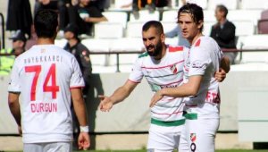 Karşıyaka geç açıldı