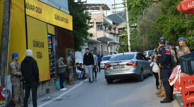 Kavgayı ayırmak isterken canından oldu