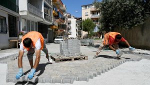 Kuşadası Belediyesi, Davutlar'da 15 sokak ve 5 caddeyi yeniliyor