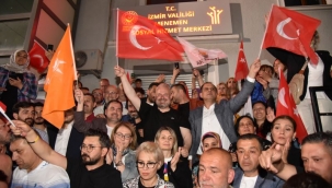 Menemen'de 'Cumhurbaşkanı Erdoğan' kutlaması: Türkiye Yüzyılı başlıyor