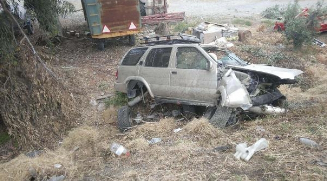 Otomobil, şarampole devrildi; sürücü öldü
