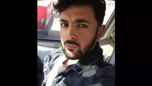 Otomobille çarpışan motosikletli öldü