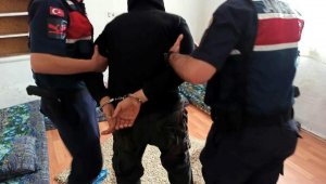 Salihli'de DEAŞ'ın hücre evine baskın: 2 gözaltı 