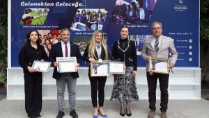 Teknofest'ten başarılı olan üniversitelilere teşekkür