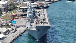 Uçak gemisi yarın İzmir'de