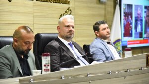 Üniversiteyi kazanana da bitirene de 5 bin lira