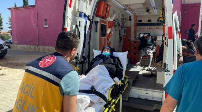 Yatarak tedavi gören hastalar ambulanslarla sandığa götürülüyor