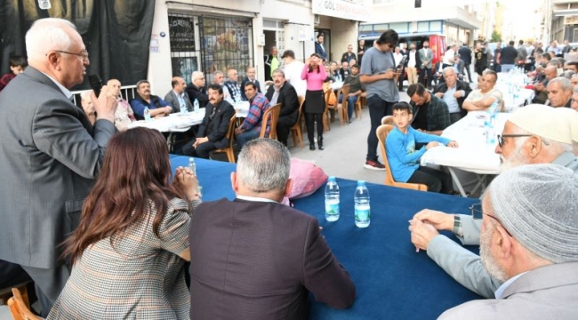 Yunus Emre Mahallesi başkan ve CHP milletvekili adaylarını ağırladı