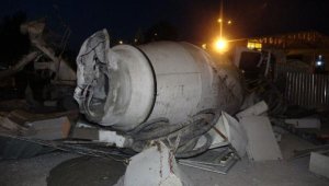15 metreden uçan beton mikseri sürücüsü öldü