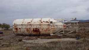 5 tonluk siloyu vinç ve kamyon kiralayıp çalmış