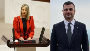 Başkan Soyer'in 'sağcılaşma' açıklamasına AK Parti'den çifte tepki