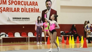 Bayraklı Belediyesi, bu yıl 21 branşta yaz spor okulları açıyor