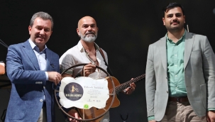 Bergama Kermesi dolu dolu geçiyor! Konserler, paneller, yarışmalar..